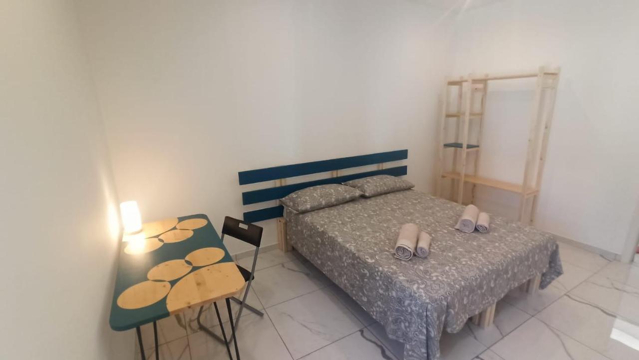דירות בארי Amedeo House מראה חיצוני תמונה