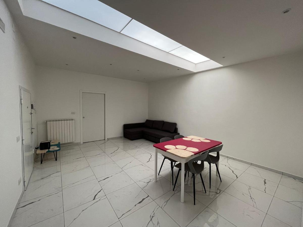 דירות בארי Amedeo House מראה חיצוני תמונה
